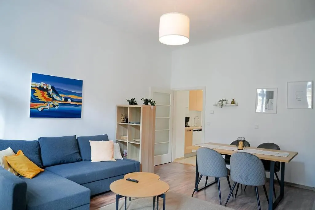 Apartment Ruhige Wohnung Naehe U Bahn Free Parking Vienna