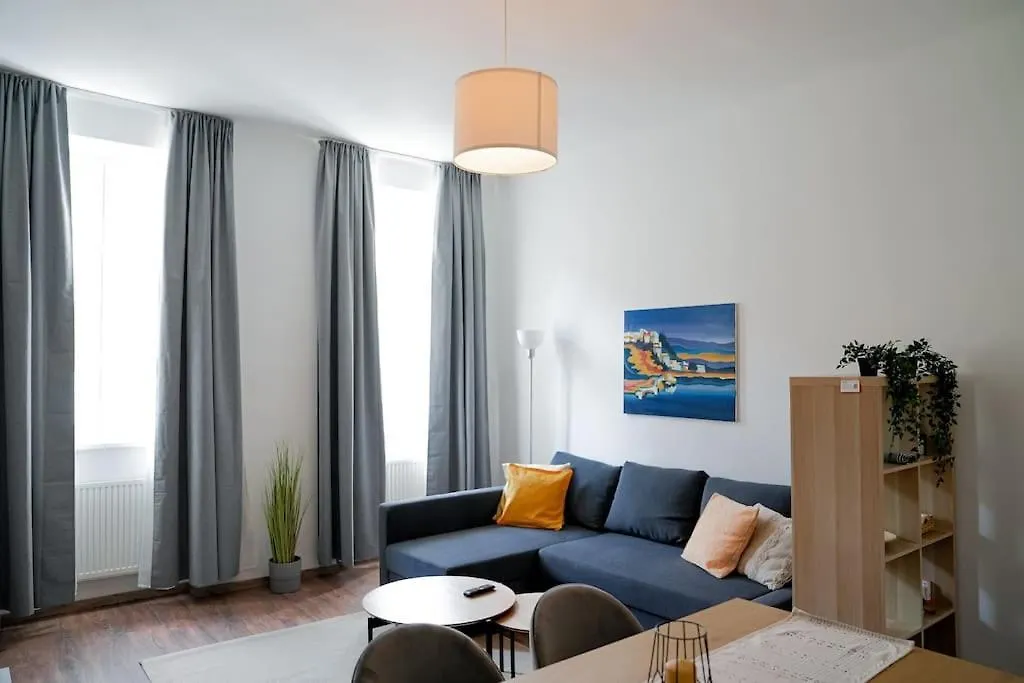 Ruhige Wohnung Naehe U Bahn Free Parking Vienna