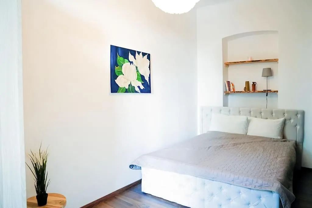 Apartment Ruhige Wohnung Naehe U Bahn Free Parking Vienna Austria