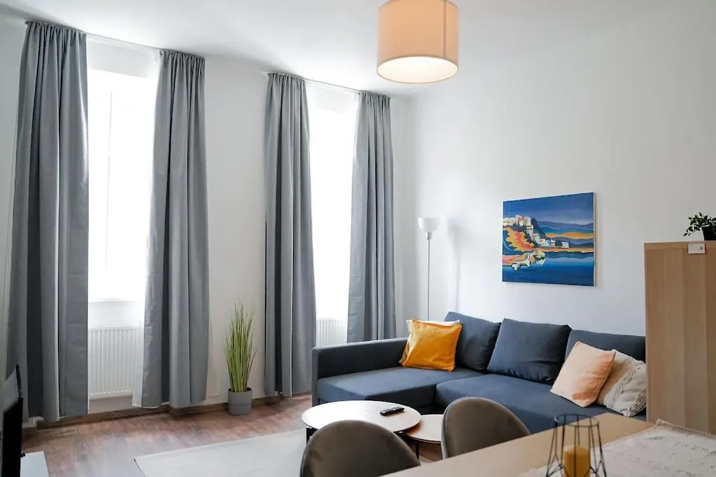 Apartment Ruhige Wohnung Naehe U Bahn Free Parking Vienna